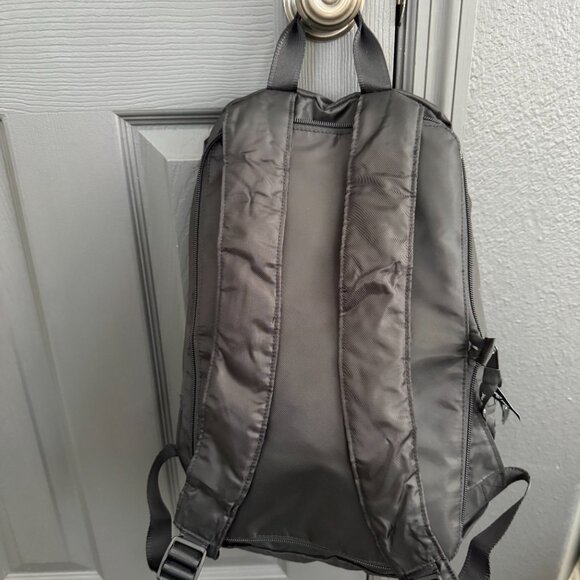 Vera Bradley Collapsible Zip Up Travel Backpack in Black Nylon